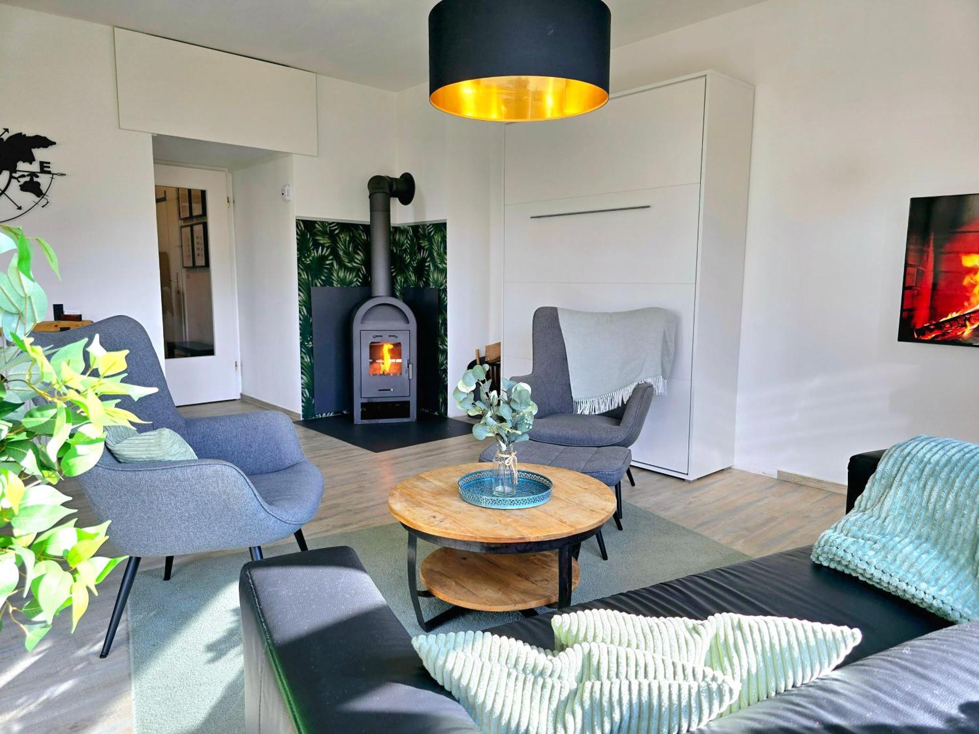 Ferienwohnung Fuchsbau Mit Kamin & Terrasse & Hunde Winterberg Esterno foto
